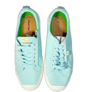 Cariuma Light Blue Women's Sneakers Pantone Women 12 Men’s 10.5